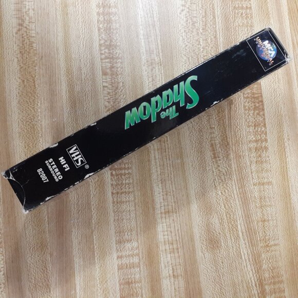 The Shadow 1994 VHS Alec Baldwin John Lone Tim Curry Mulcahy Walter B. Gibson - Picture 3 of 8